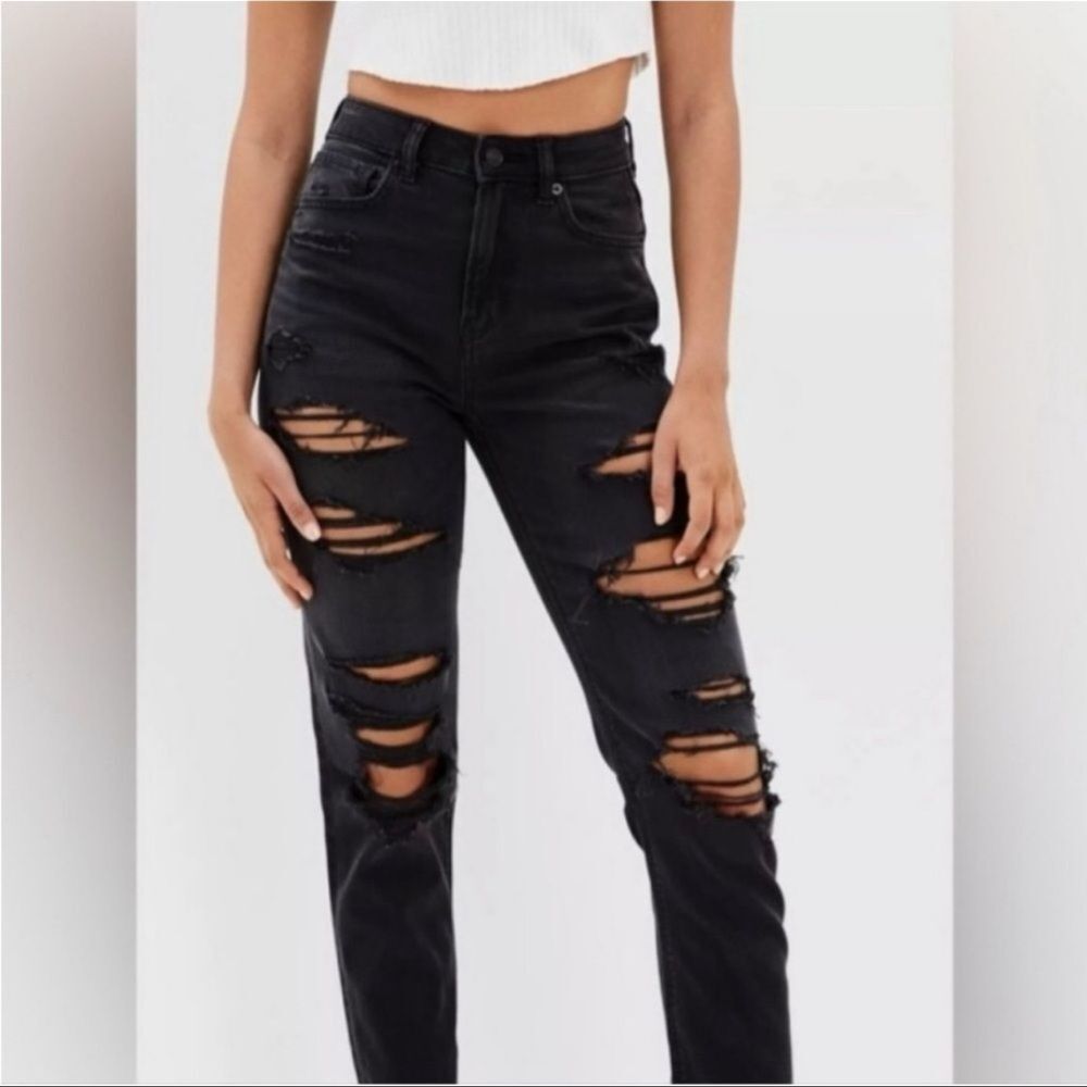 American Eagle Strigid Destroyed Distressed Mom Jeans - Size 16 Short | NWT